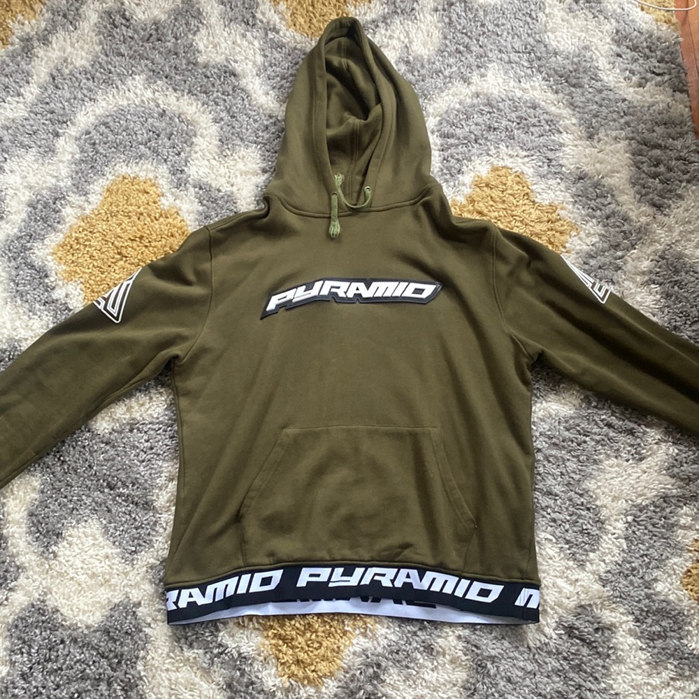 Mens “Black Pyramid” Pull Over Hoodie